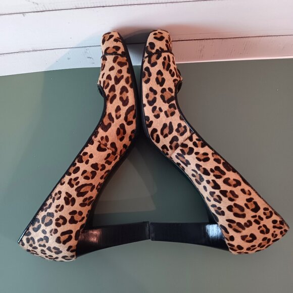 EUC 💥 FRANCO SARTO Gorgeous Leopard Print Pumps 3" Heel Shoes Size 8M - Picture 7 of 9